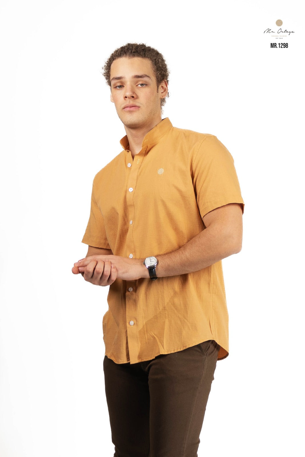 Camisa Mr Ortega lisa amarillo manga corta