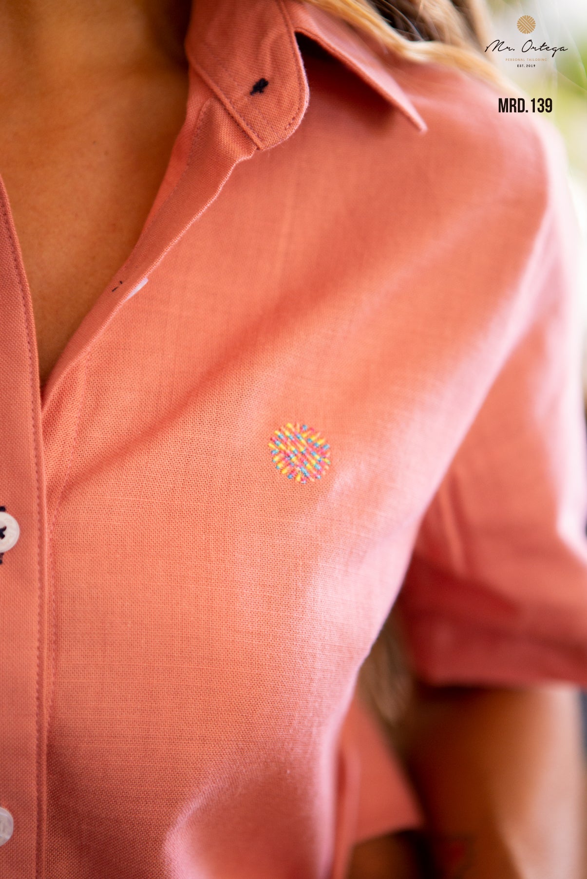 Camisa Mr Ortega lisa naranja manga corta