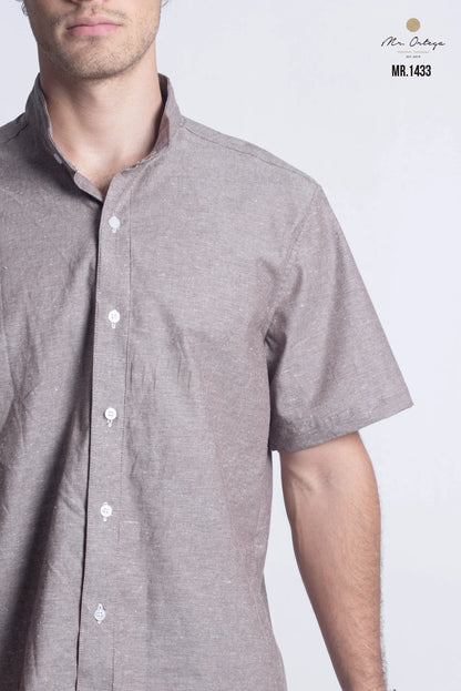 Camisa Mr Ortega manga corta marrón
