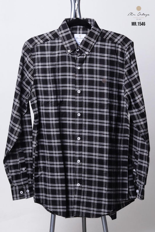Camisa Mr Ortega cuadrada negro
